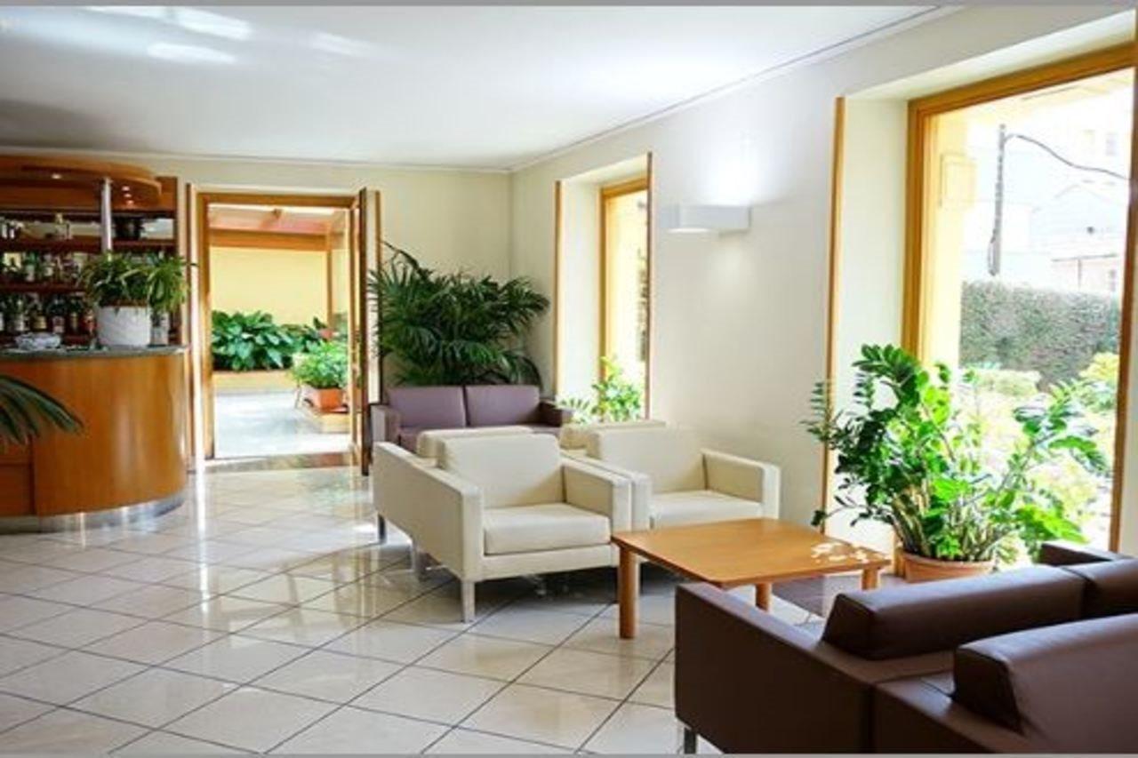 Hotel Careni Villa Italia Finale Ligure Bagian luar foto