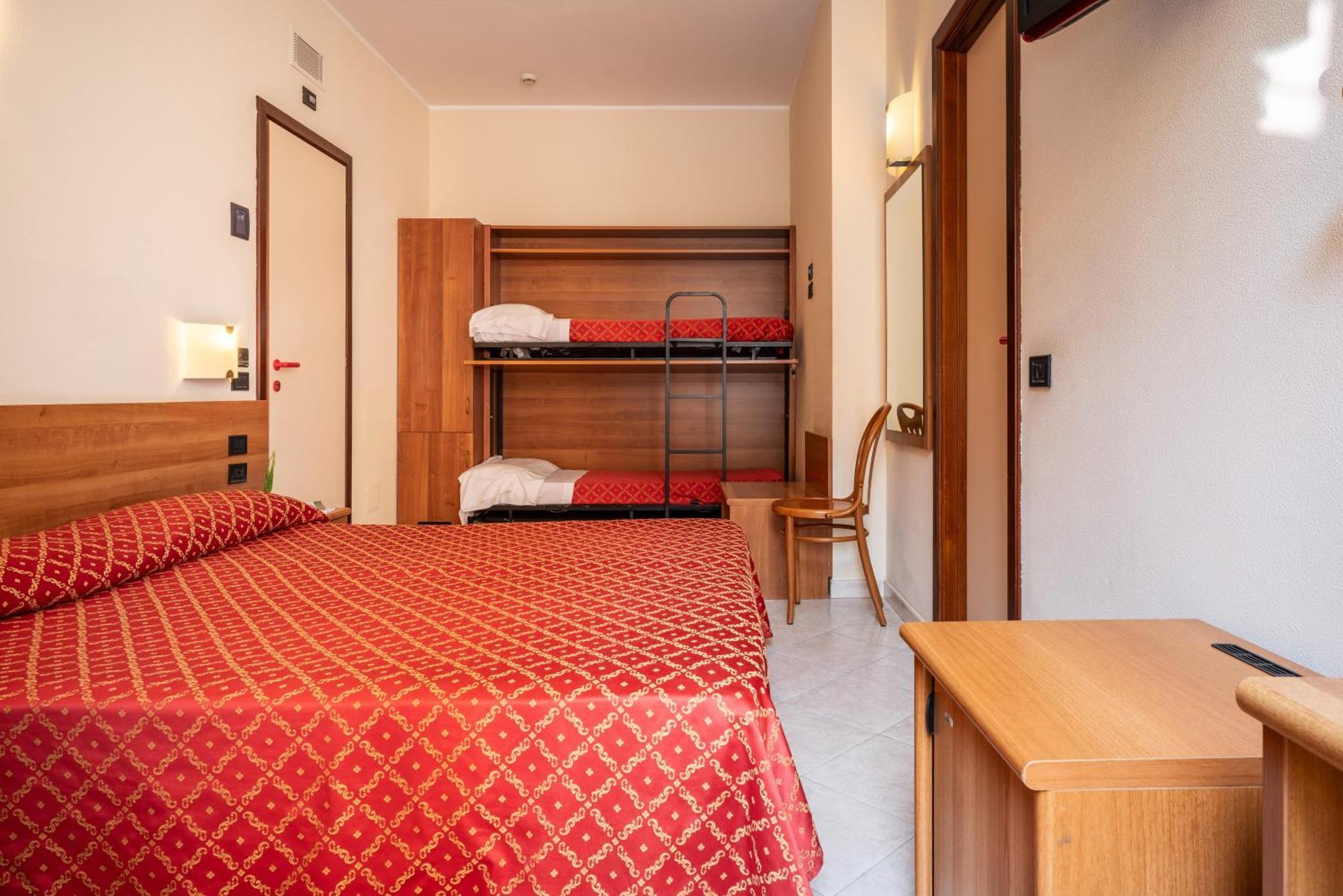 Hotel Careni Villa Italia Finale Ligure Bagian luar foto