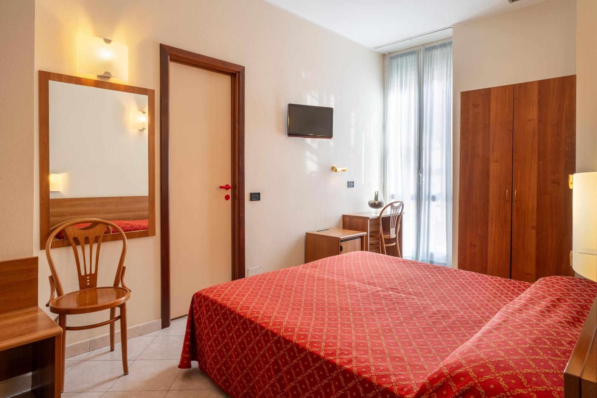 Hotel Careni Villa Italia Finale Ligure Bagian luar foto